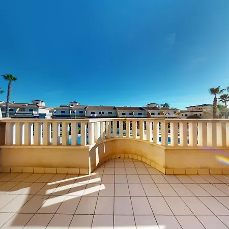 Quiet And Sunny With Swimming Pool